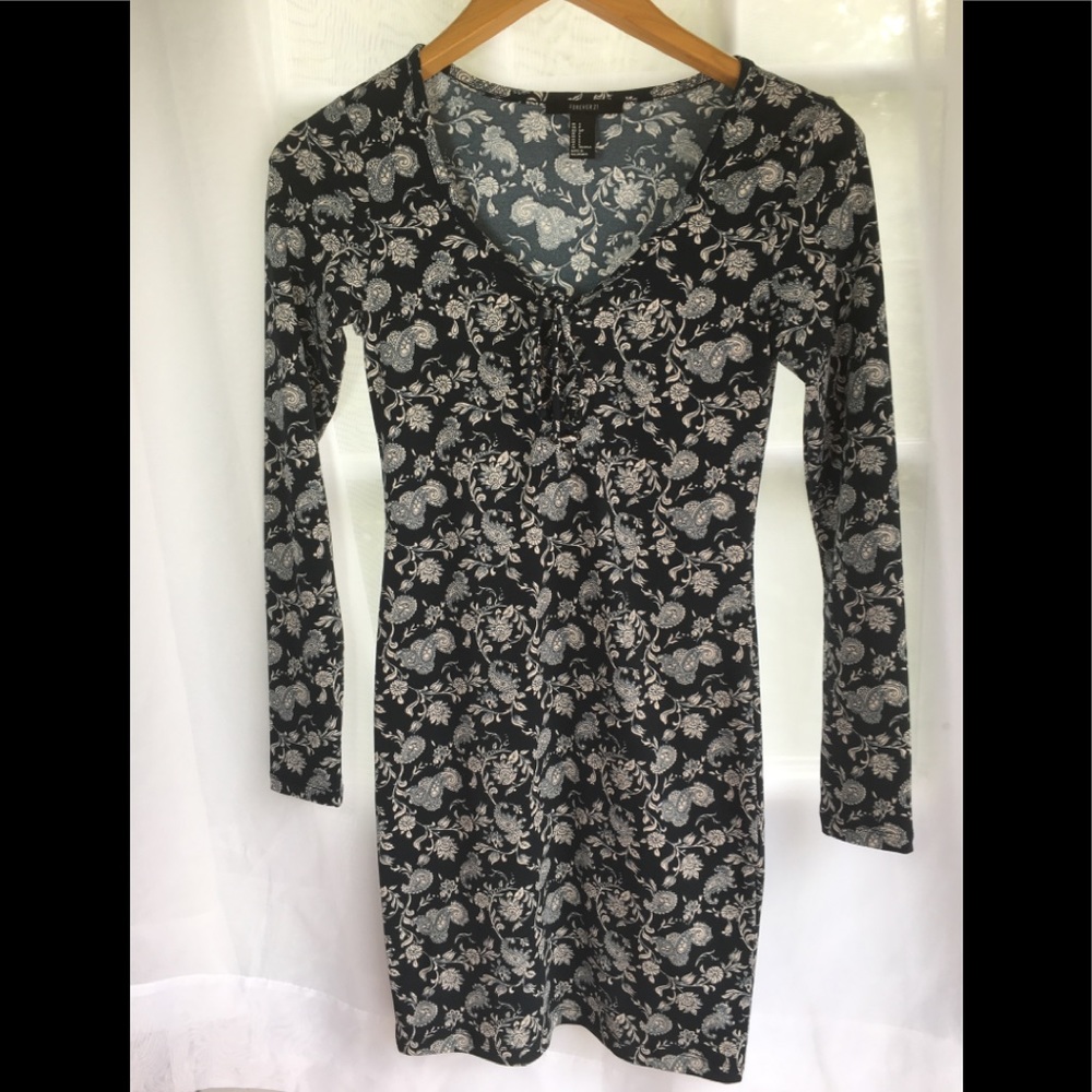 Black & White Forever 21 Dress Size Small